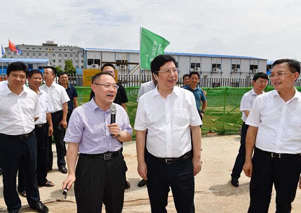 湖南省委常委、長(zhǎng)沙市委書(shū)記胡衡華一行蒞臨頂立科技星沙基地調(diào)研考察.jpg